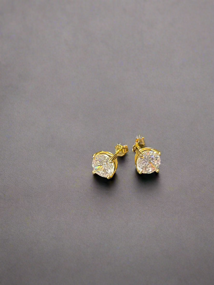 Gold Cubic diamond stud earrings (7mm)