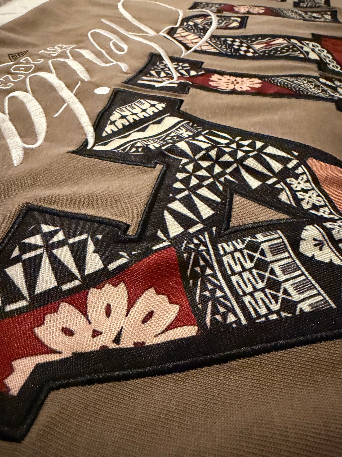 Oversized Fijian Heritage t-shirt (khaki)
