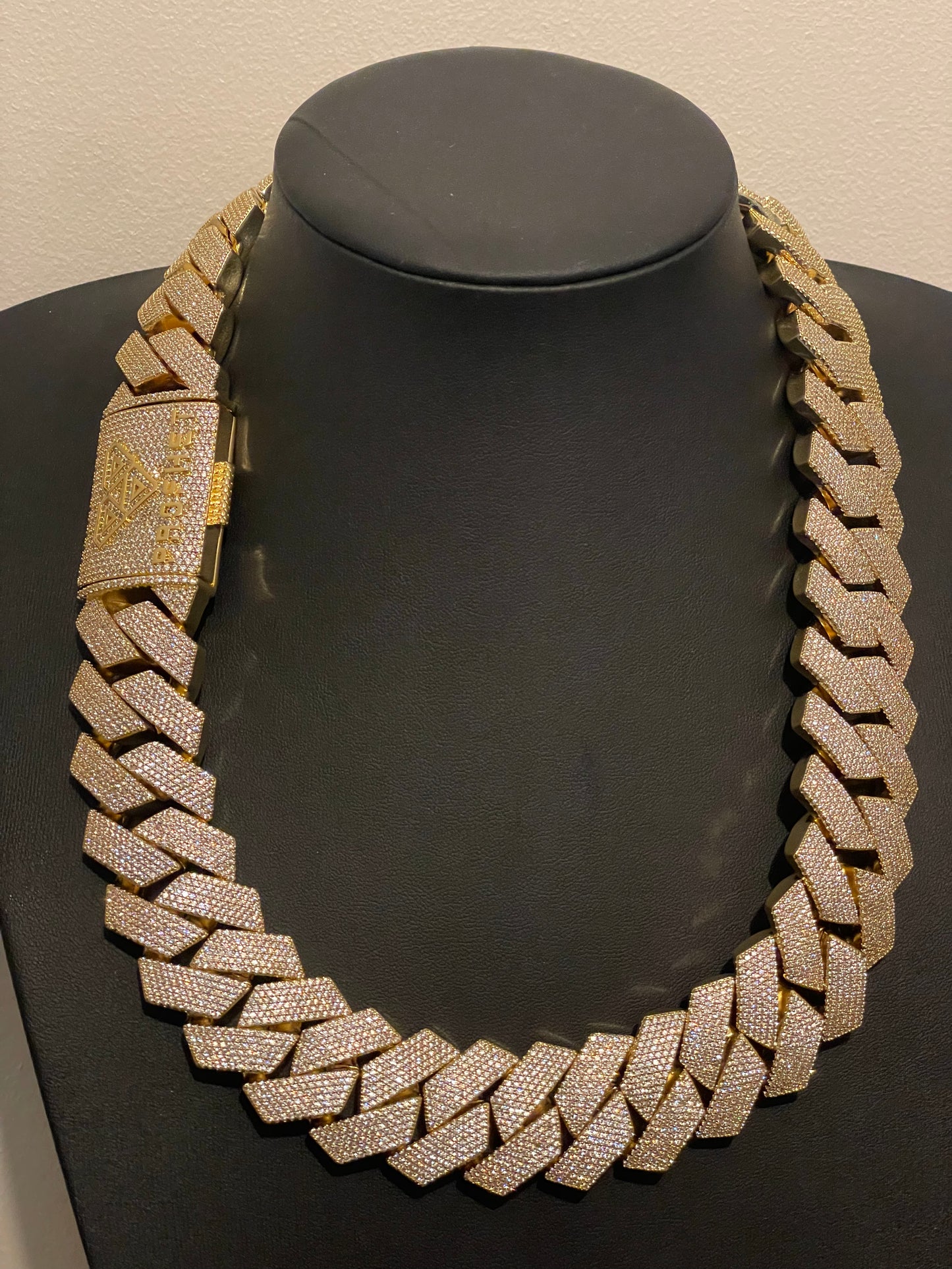 “BUSTA” 25mm Gold Cuban Link CZ necklace (heavy)