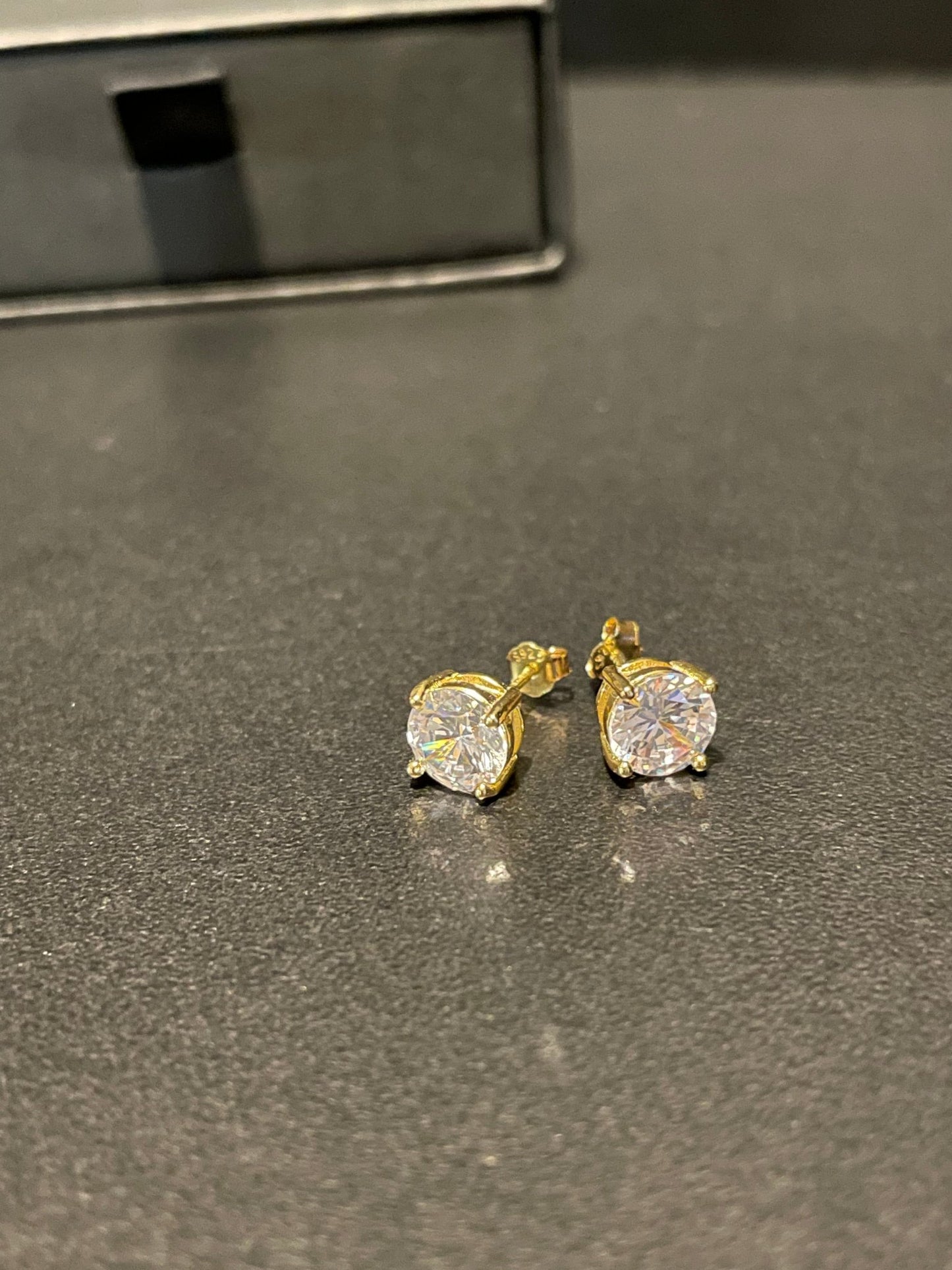 Gold Cubic diamond stud earrings (8mm) - Profhet Earrings