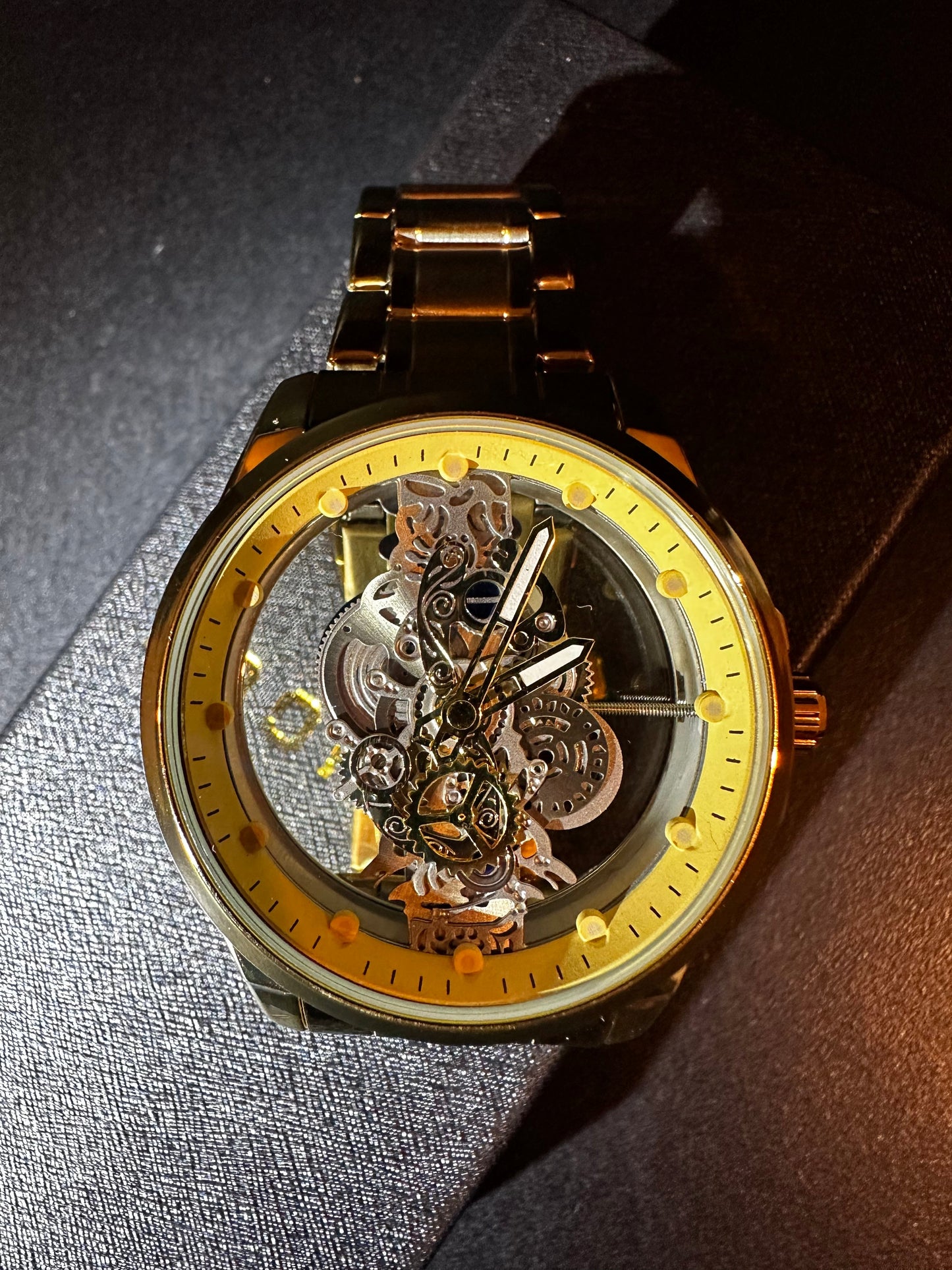 The 'hollow' watch gold